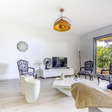 Apartment Les Balcons D'eze-3 By Interhome